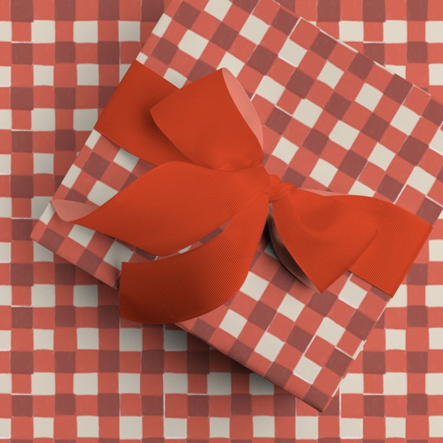 Papier Cadeau À damiers rouge En vichy (Red and cream checkered gift wrapping paper.)