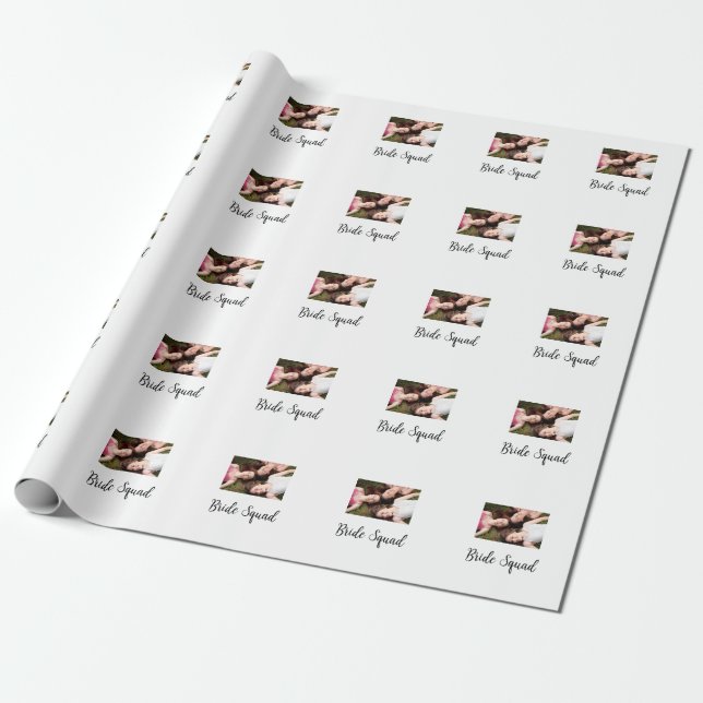 Papier Cadeau Ajoutez votre nom photo bridesmaid squad marié par (Déroulé)