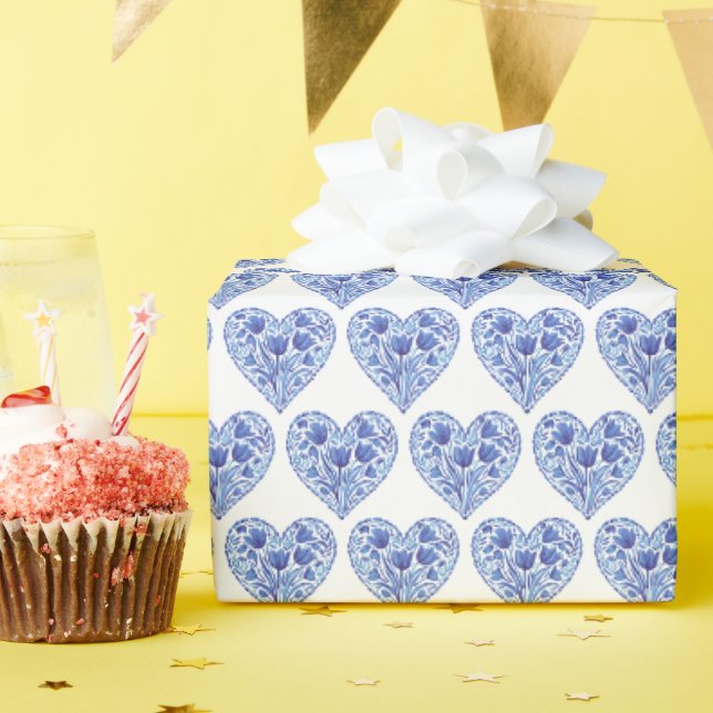 Papier Cadeau Aquarelle Bleu Tulipes Coeur Sur Blanc (Fête d'anniversaire)