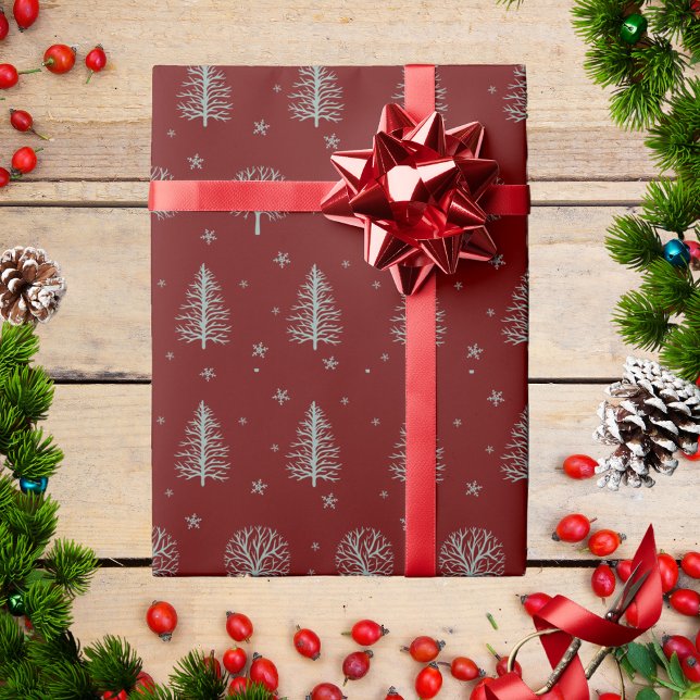 Papier Cadeau Arbres de Noël nordiques scandinaves rouges Snowfl (Créateur téléchargé)