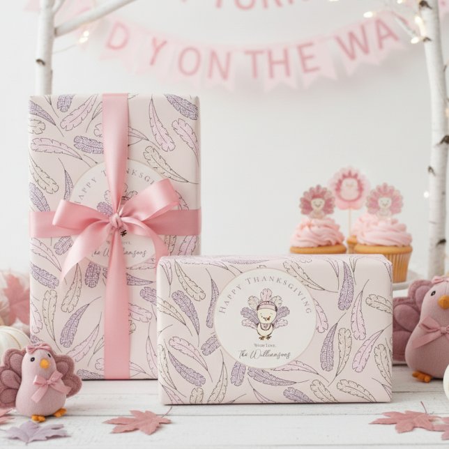 Papier Cadeau Baby Girl Turquie & Bon thanksgiving de plumes (Cute Baby Girl Happy Thanksgiving Fall Wrapping Paper. Little Turkey, Pink & Purple Feather Pattern)