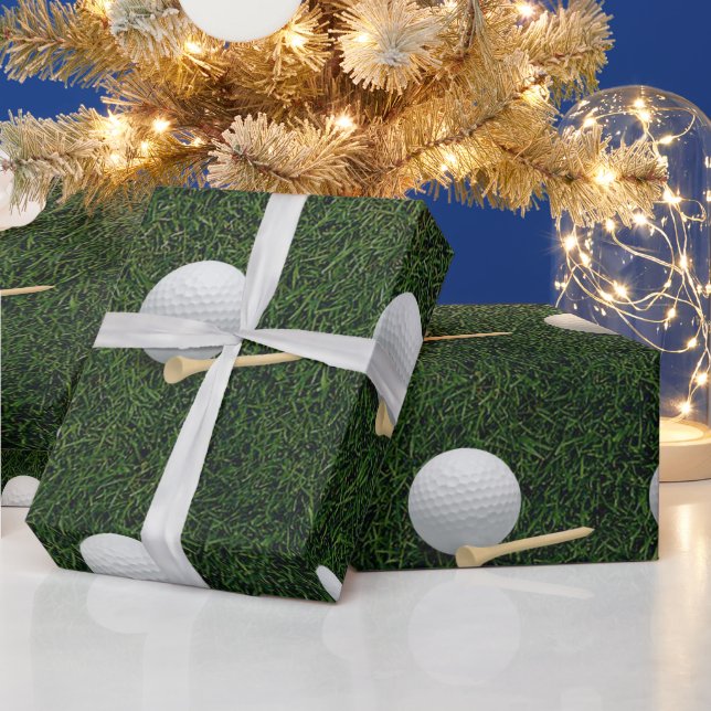 Papier Cadeau Balles de golf sur fond d'herbe verte (Vacances)