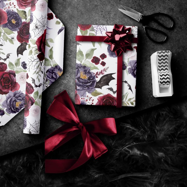 Papier Cadeau Belle déplaisante | Roses gothiques foncés avec ch (Créateur téléchargé)