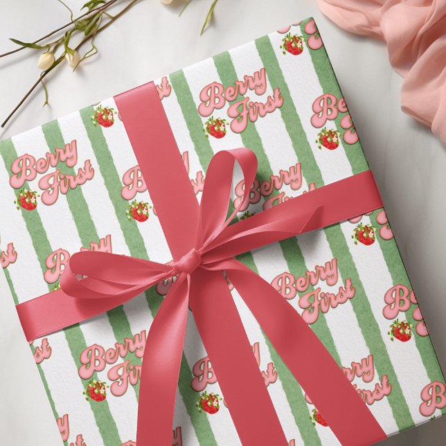Papier Cadeau Berry blanc rustique premier anniversaire fraise (Créateur téléchargé)