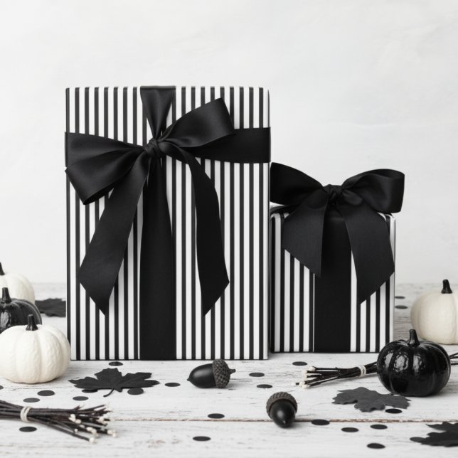 Papier Cadeau Black & White Pinstripe Halloween (Modern & Classic Black and White Striped Wrapping Paper. Trendy Black & White Chic Stripes Pattern)