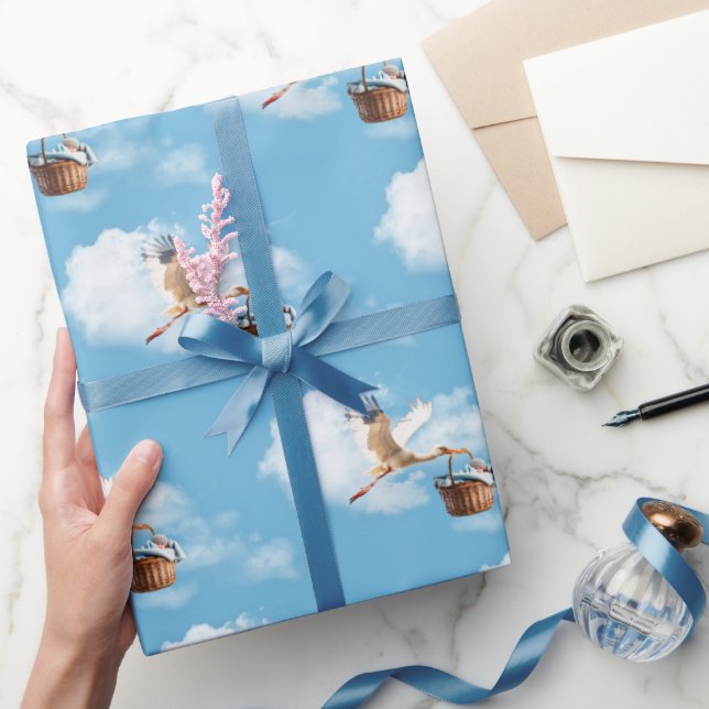 Papier Cadeau Bouche Avec Bébé Garçon Dans Panier (Cadeaux)