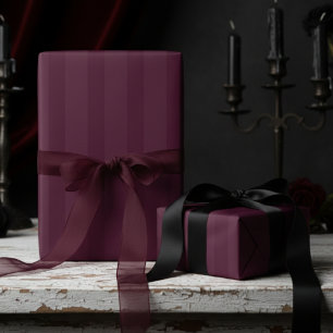 Papier Cadeau Bourgogne élégant sur des rayures épaisses Bourgog