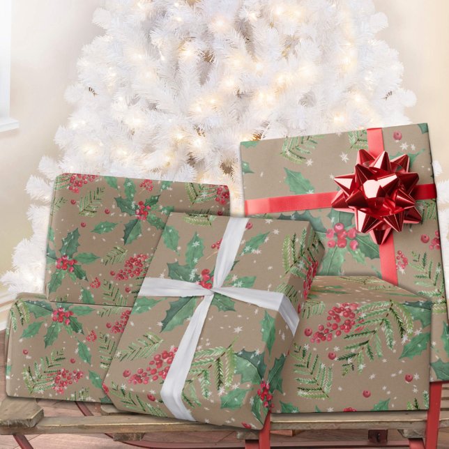 Papier Cadeau Broches Rustiques Kraft Green Holly Berries & Spru (Rustic Kraft Green Holly Berries & Spruce Branches Christmas Holiday Gift Wrapping Paper Rolls)