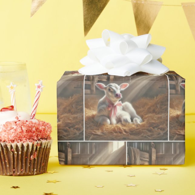 Papier Cadeau Calf Blanc Avec Bow Rose Dans La Grange (Fête d'anniversaire)