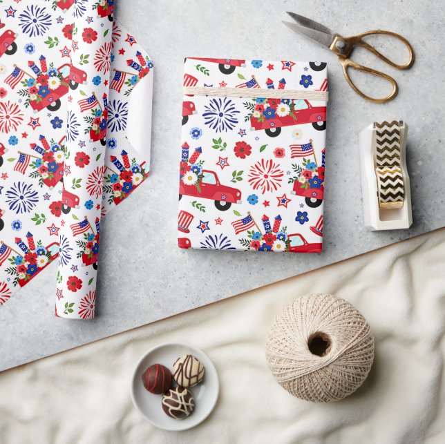 Papier Cadeau Camion patriotique et motif de feux d'artifice (Artisanat)