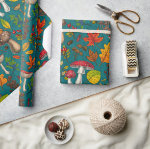 Papier Cadeau Champignons d'automne, feuilles, noix et baies sur
