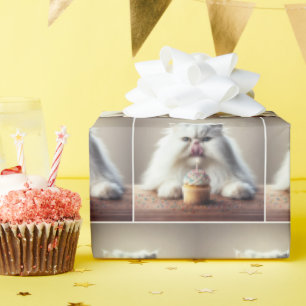 Papier Cadeau Chat Perse Blanc Avec Cupcake Anniversaire
