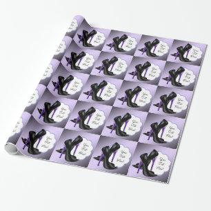 Papier cadeau chaussure à talon haut léopard viole