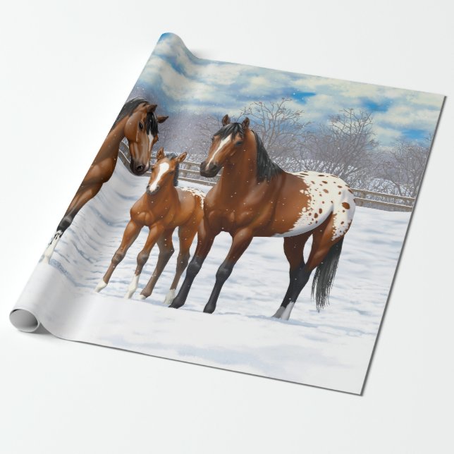 Papier Cadeau Chevaux Appaloosa De Baie Brown En Neige (Déroulé)