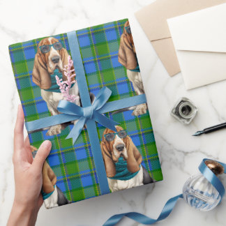 Papier Cadeau Chien Basset Hound dans une écharpe sarcelle monog