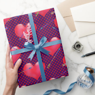 Papier Cadeau Coeurs et flèches satinées rouges Saint-Valentin