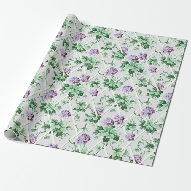 Papier Cadeau Cottage Chic Purple Hydrangeas sur Trellis (Déroulé)