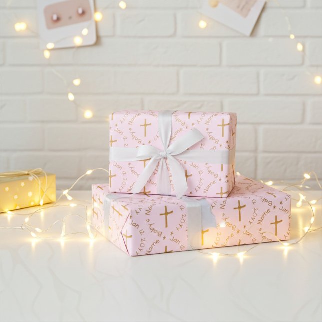 Papier Cadeau Croix d'or religieuse personnalisable sur un Rose  (Créateur téléchargé)