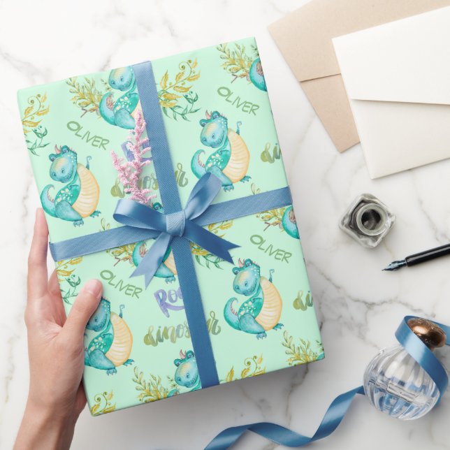 Papier Cadeau Cute Little Dinosaur Personnalisé (Cadeaux)