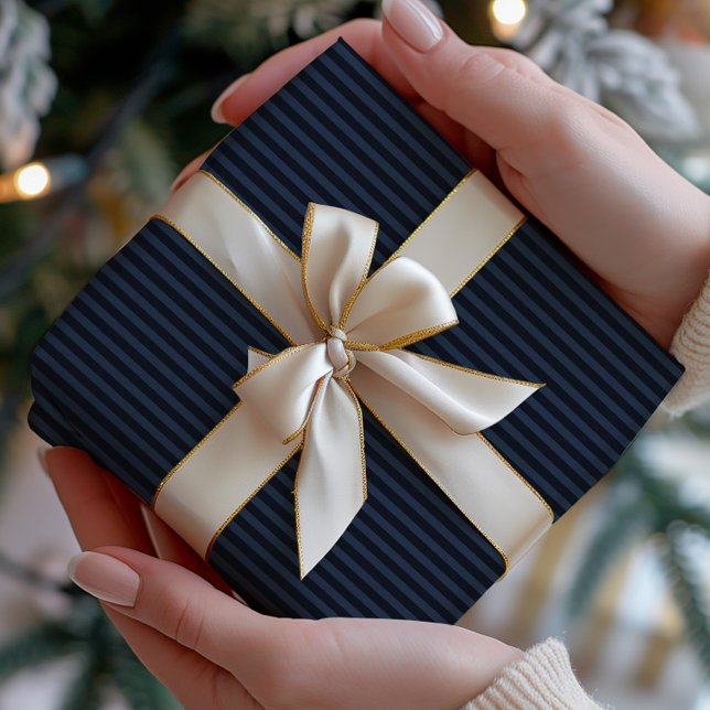 Papier Cadeau Dark Navy Striped (Créateur téléchargé)