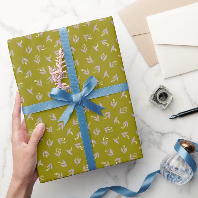 Papier Cadeau Delicate ‘Sprigs’ wrapping paper in olive green  (Cadeaux)