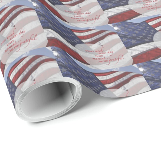 Papier Cadeau Drapeau du coeur patriotique, appréciation militai (Coin rond)
