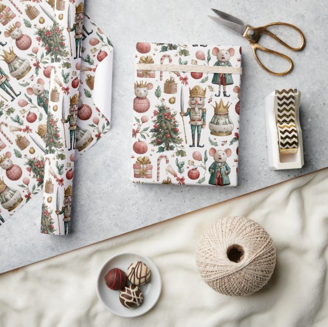 Papier Cadeau Dressed-Up Mice and Baubles (Artisanat)