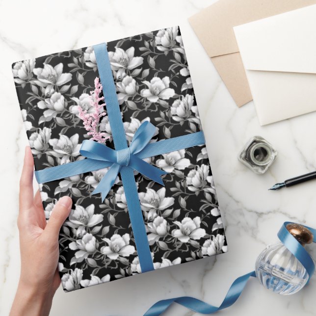 Papier Cadeau Élégant carrelage de fleur de Magnolia blanc noir (Cadeaux)