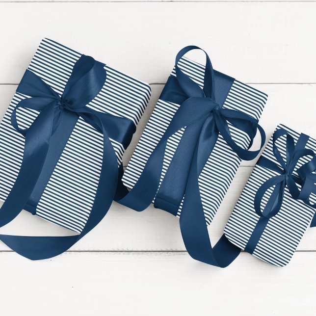 Papier Cadeau Élégant Prussien Bleu et Blanc mince rayé (Elegant Thin Striped Wrapping Paper with Prussian Blue and White Lines. Chic Fall / Winter Gift Wrap)