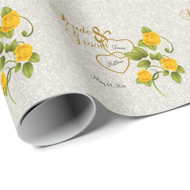 Papier Cadeau Épouser avec les roses jaunes et le lettrage d'or (Coin rond)