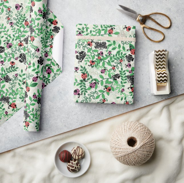 Papier Cadeau Été - Bugs dame, papillons et Feuilles - Rouleau (Artisanat)