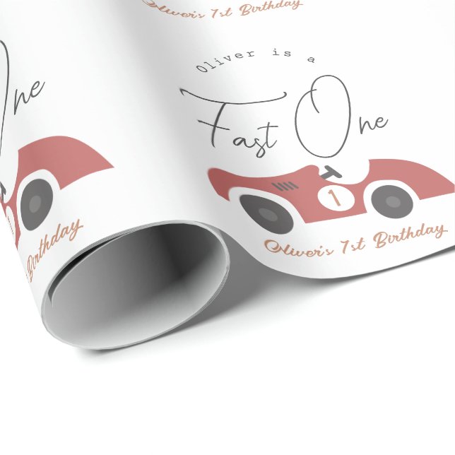 Papier Cadeau Fast One Red Race Car Boy 1st Birthday (Coin rond)