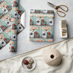 Papier Cadeau Femme rétro avec aide Lave-linge Recherchée
