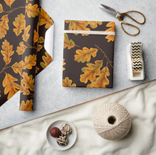 Papier Cadeau Feuilles de chêne automnal sur brun foncé