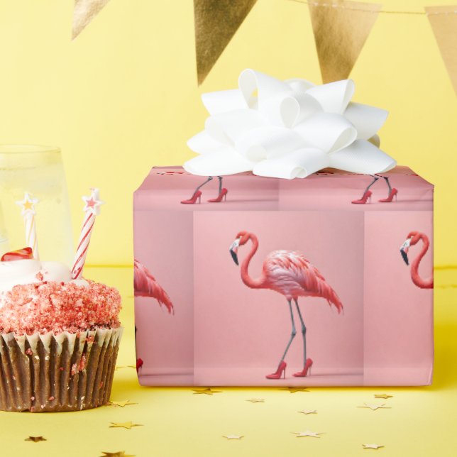 Papier Cadeau Flamant rose portant des talons rouges hauts (Fête d'anniversaire)