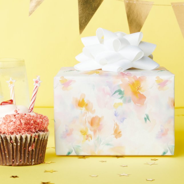 Papier Cadeau Fleurs élégantes de printemps et d'été pour offrir (Fête d'anniversaire)