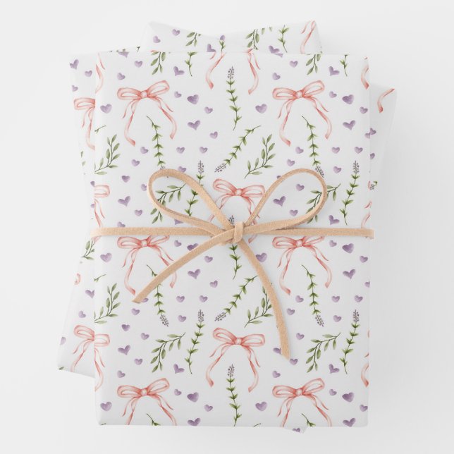 Papier Cadeau Fleurs et Rubans Roses Mariage Baptê (En situation)