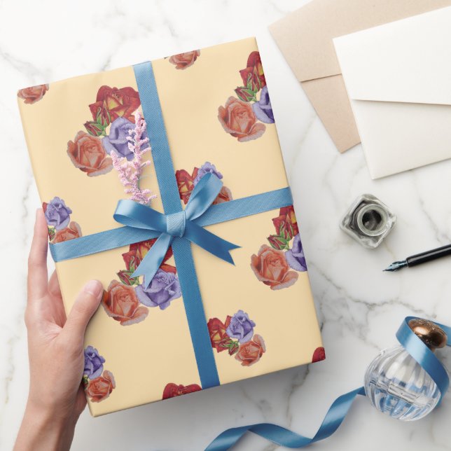 Papier Cadeau fleurs roses rouges et bourgeons roses art floral (Cadeaux)