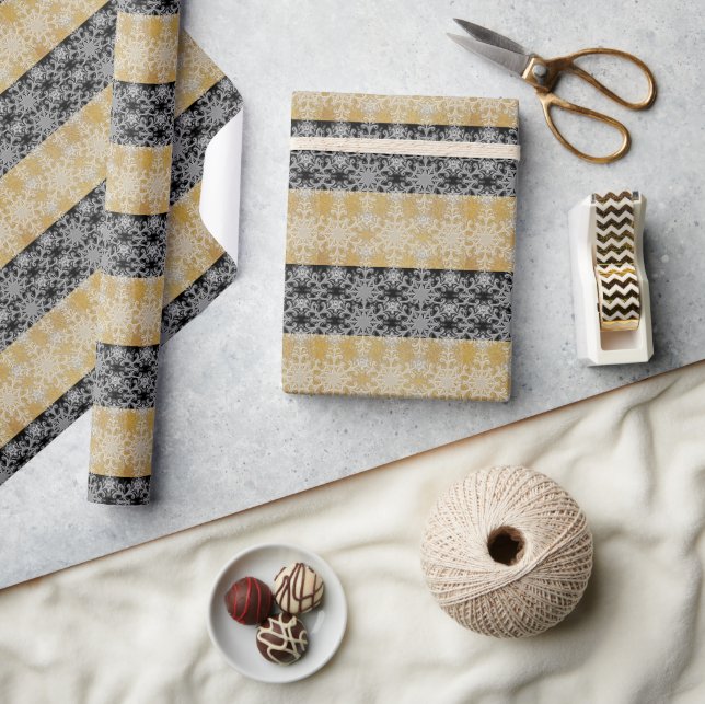 Papier Cadeau Flocon de neige noir et or de Noël (Artisanat)