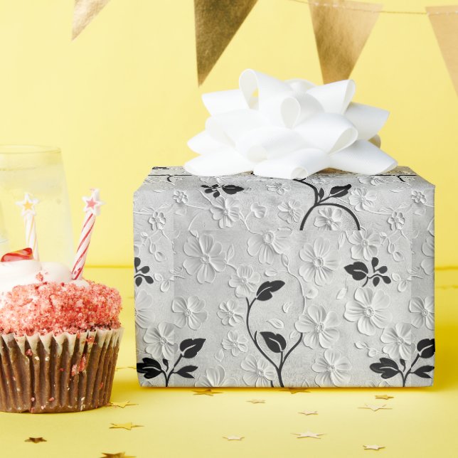 Papier Cadeau Flores noires et blanches (Fête d'anniversaire)