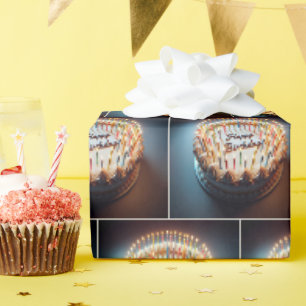 Papier Cadeau Gâteau d'anniversaire avec beaucoup de bougies