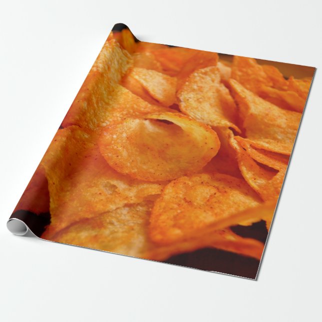 Papier Cadeau Gros plan de chips juteux, croustillants sur plaqu (Déroulé)