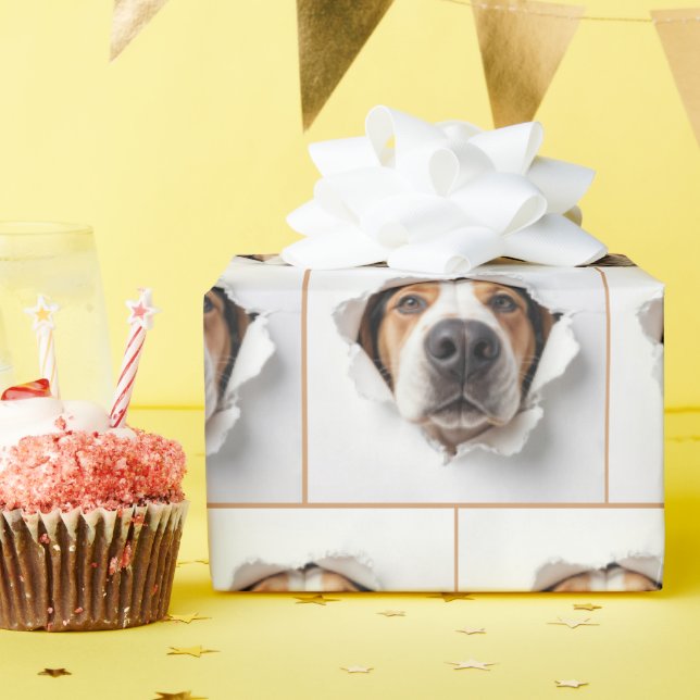 Papier Cadeau Hound Dog Peeking À Travers Torn Papier Trou (Fête d'anniversaire)