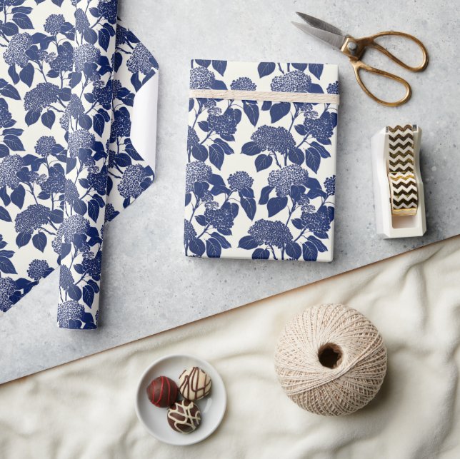 Papier Cadeau Hydrangée bleue Modèle Floral moderne (Artisanat)