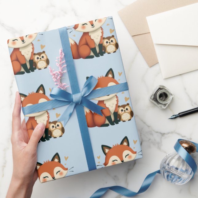 Papier Cadeau Illustration du bois mou du renard et de la chouet (Cadeaux)