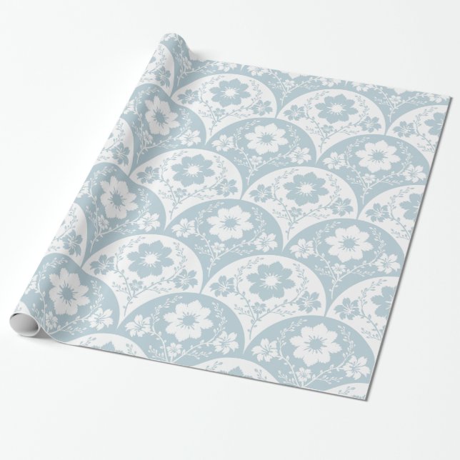 Papier Cadeau Japanese Floral Pattern in Soft Blue and White (Déroulé)