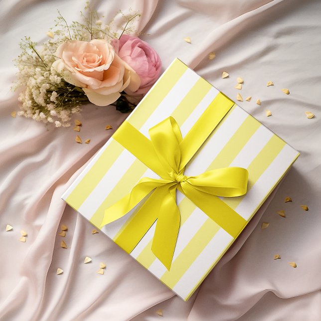 Papier Cadeau Jaune clair et rayures blanches (Light Yellow and White Stripes Wrapping Paper)
