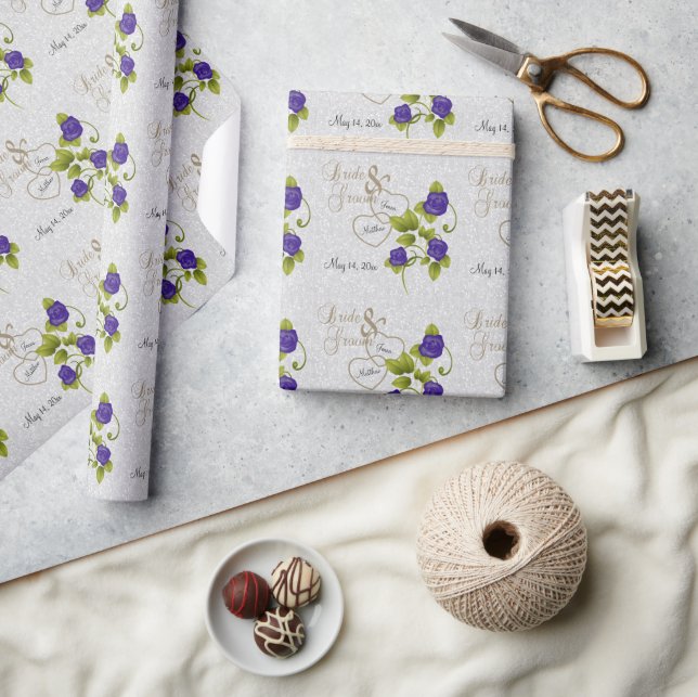 Papier Cadeau Mariage élégant avec Roses violets et lettres d'or (Artisanat)