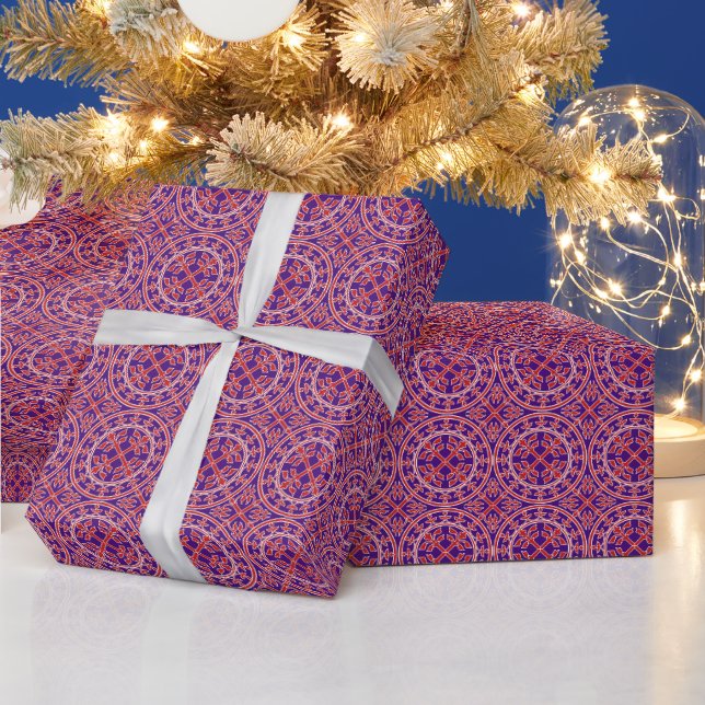Papier Cadeau Médiéval Rouge Blanc Violet Feuille Romane (Vacances)