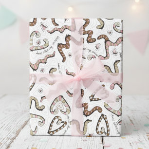 Papier Cadeau Mignonne et Whimsical Coeur rose Vêtements de vers